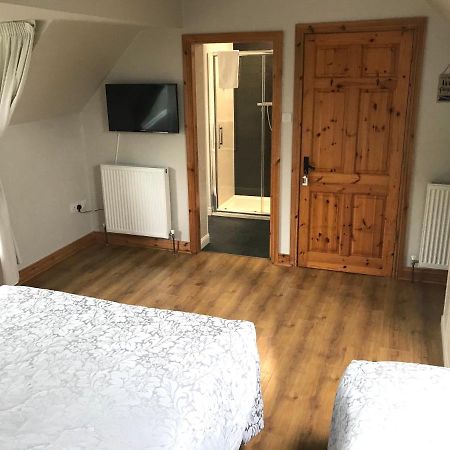 Grove Lodge B&B Монахан Екстериор снимка