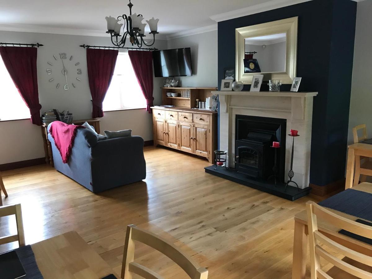 Grove Lodge B&B Монахан Екстериор снимка